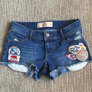 Hollister Jean Short-Short Low Rise Shorts with Fun Patches